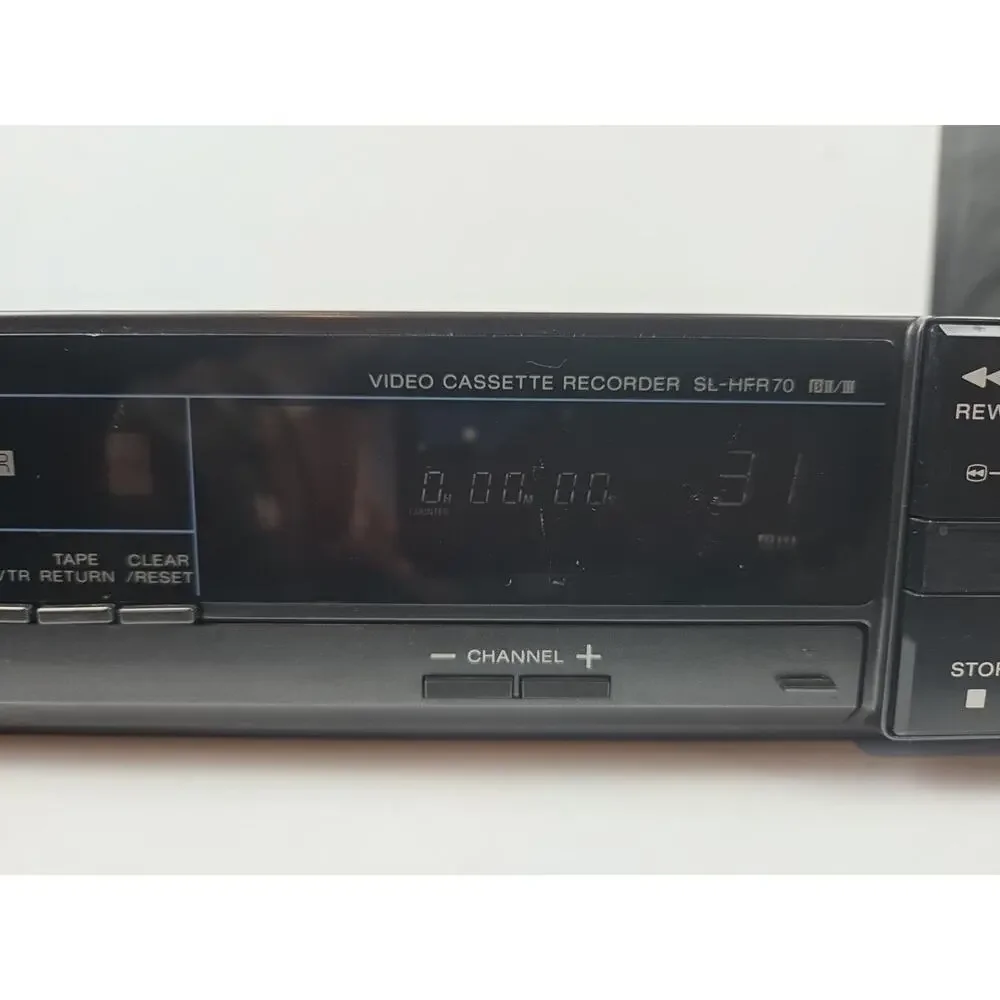 Sony SL-HFR70 Super BetaMax VCR Great looking! Works Great! with OEM Remote!